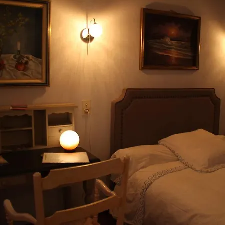 D'hotes Elisa & Etienne Bed and breakfast Manosque