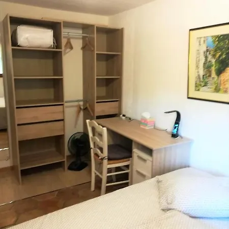 D'hotes Elisa & Etienne Bed and breakfast 3*